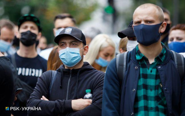 Полтава и Черновцы с понедельника окажутся в "красной зоне"