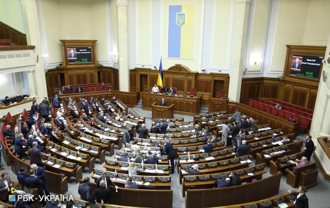 Парламент поддержал закон о продолжительности отпусков военных