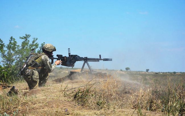 Бойовики з БМП обстріляли українські позиції біля Березового