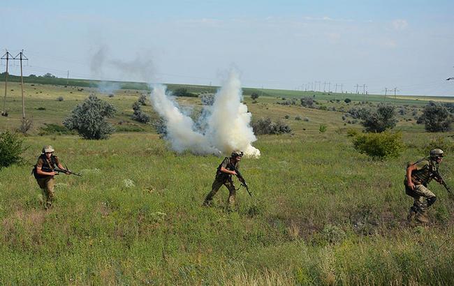 Боевики нарушили перемирие, обстреляв украинские позиции 6 раз, - МОУ