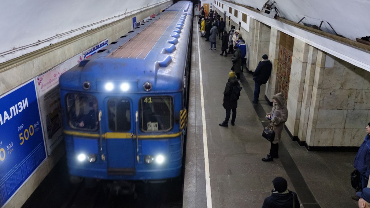 Система видеонаблюдения в метро станет скрытой