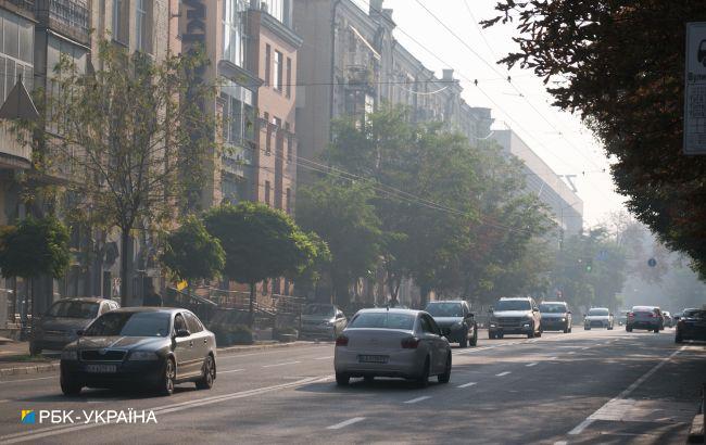 Повітря забруднене. Київ знову затягнуло пилом, на двір краще не виходити