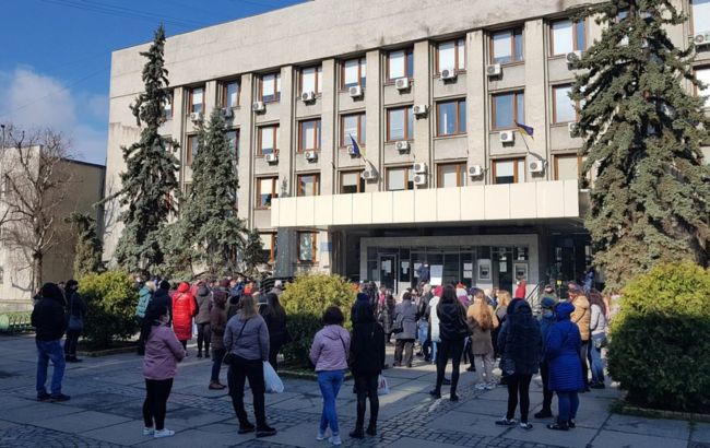 В Ужгороді підприємці знову вийшли на акцію проти обмежень"червоної" зони