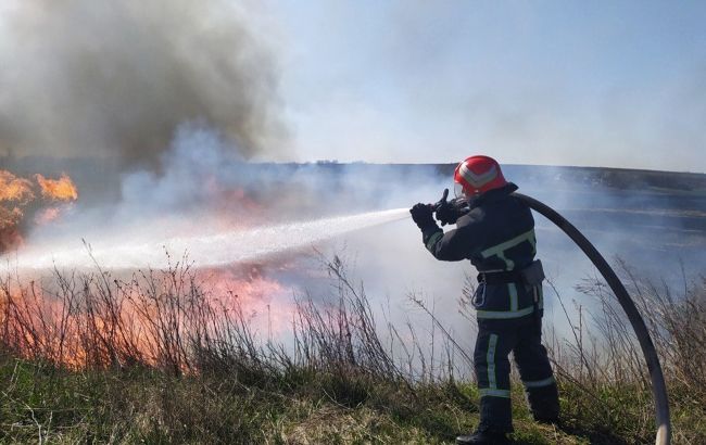 У Києві на проспекті Лобановського сталася пожежа