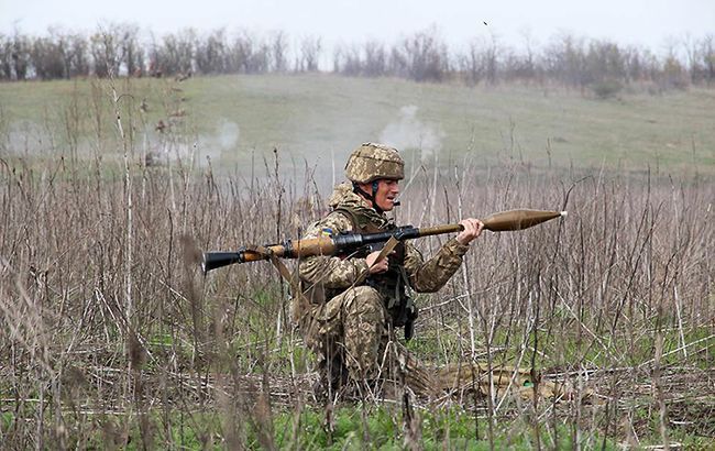 На Донбасі загинув український військовий, ще шість отримали поранення