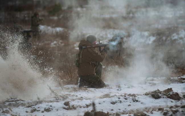 Не сховалися від очей та ударів. Військові показали ліквідацію росіян під Бахмутом