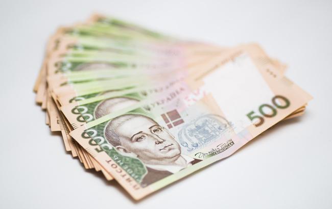 Курс доллара на межбанке 13 июня опустился до 26,01 гривен