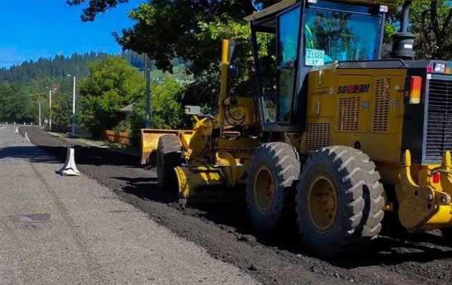 У Чернівецькій області розпочали ремонт ділянки траси до румунського кордону