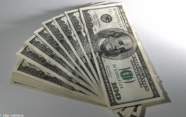 Долар падає після різкого зростання: НБУ встановив курс на 1 квітня