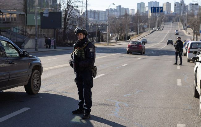 Чи видаватимуть повістки на блокпостах: роз'яснення коменданта Київської області