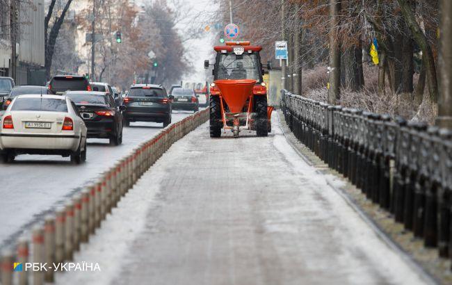 Киян закликали утриматися від поїздок через різке похолодання та ожеледь