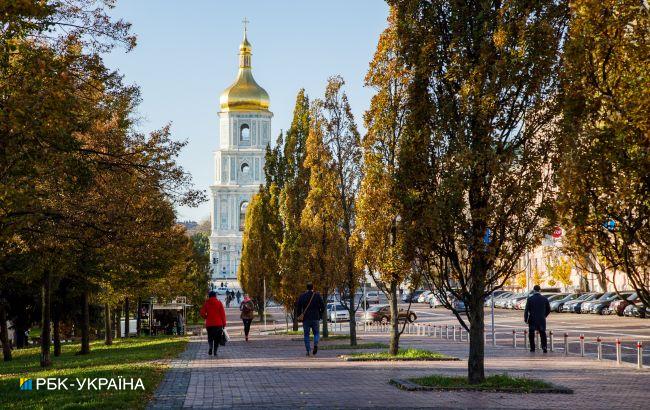 Погода у вересні: синоптики прогнозують теплий місяць в Україні