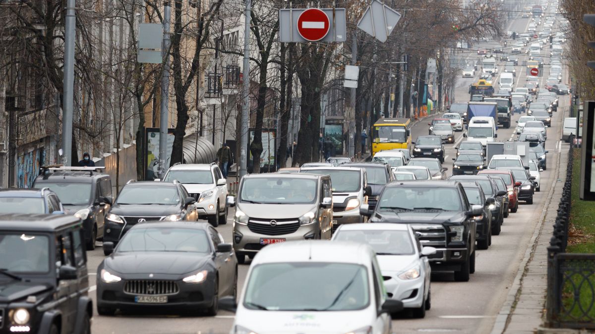 Номерные знаки заказать онлайн в Украине можно будет в июне | РБК Украина