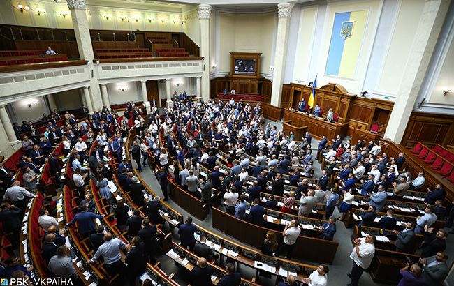 Парламент може відправити у відставку половину членів Нацради