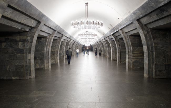 У Києві повідомили про замінування центральної станції метро