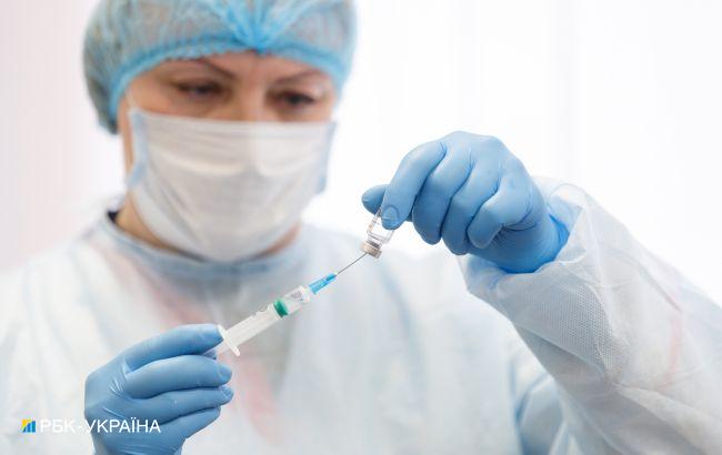 У Латвії пропонують ввести обов’язкову вакцинацію для депутатів