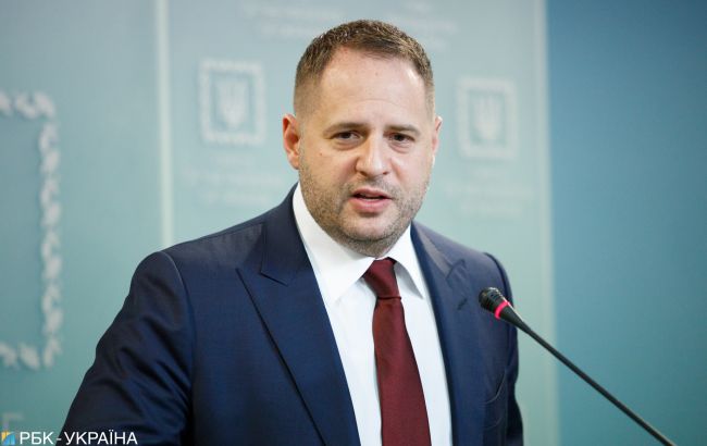 У Зеленського заявили, що "тиша" на Донбасі триває, попри провокації