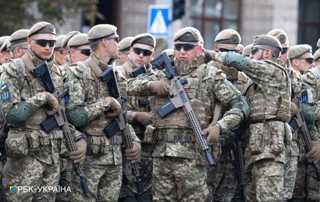 Поранені в зоні ООС військовослужбовці отримають премії до Дня незалежності