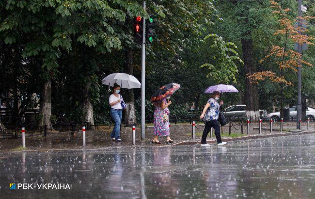 Сильне похолодання та грози: прогноз погоди на перший день осені