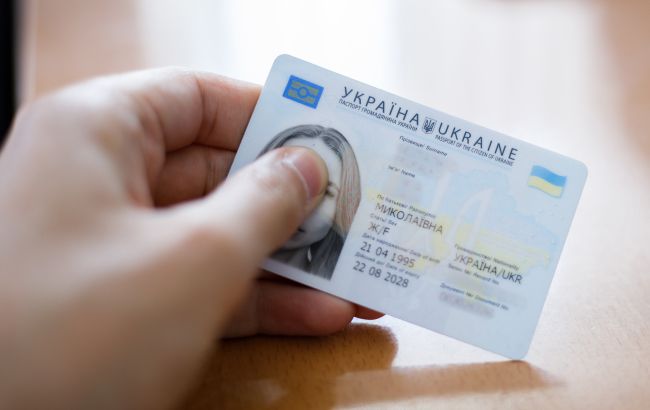 В Україні можуть зобов'язати користувачів мобільного зв'язку реєструватися за паспортом