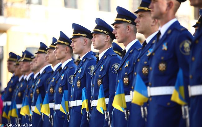 В Україні з'являться нові військові звання: список