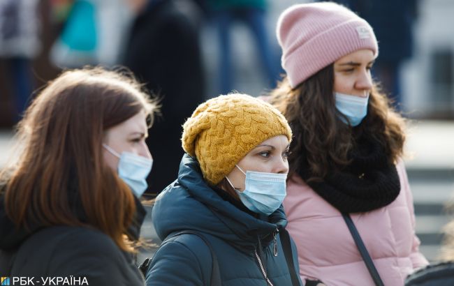 Кількість хворих коронавірусом у Рівненській області перевищила 800 осіб