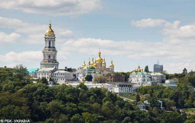 Зеленський відповів на петицію про передачу Києво-Печерської Лаври ПЦУ