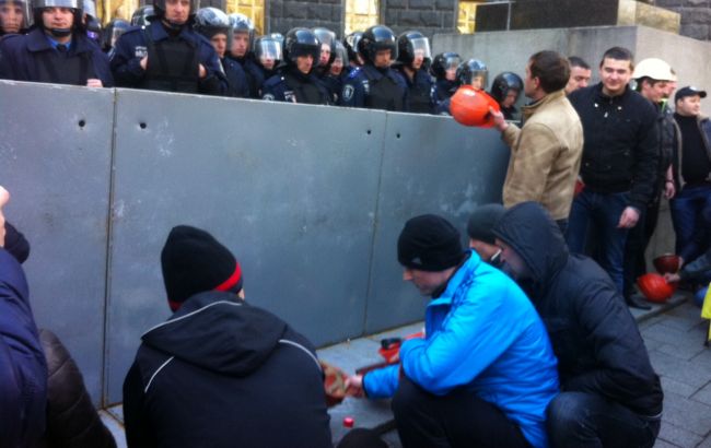 Мітингувальники заявляють шахтарі, що не покинуть Київ до виконання всіх вимог