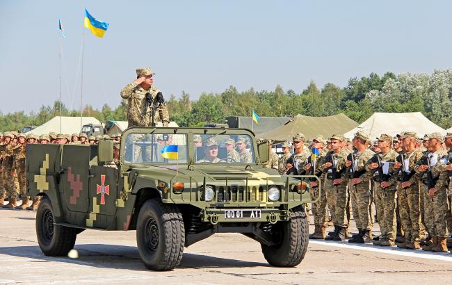 Более 4 тысяч военных примут участие в военном параде 24 августа