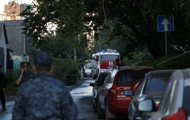 В Воронеже мощный пожар на машиностроительном заводе (видео)