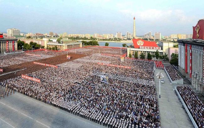 В КНДР прошел массовый митинг в поддержку ядерных испытаний