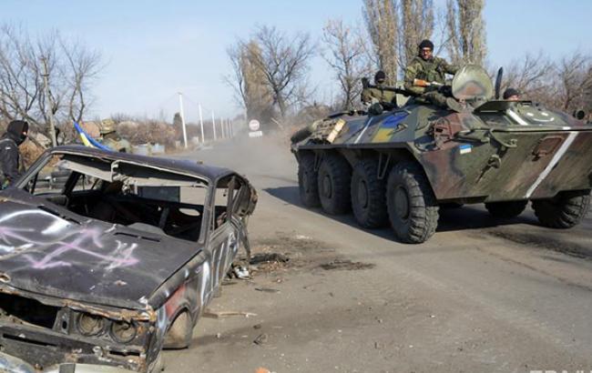 В зоне АТО за сутки погибли 2 военных, 13 ранены, - СНБО