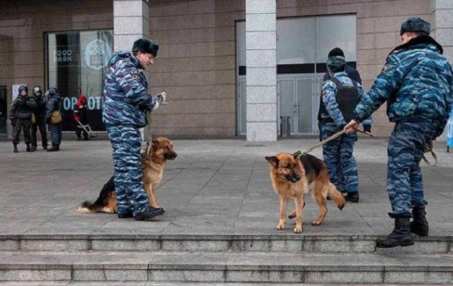 Через загрозу вибуху зірвалася прес-конференція про Крим у Москві