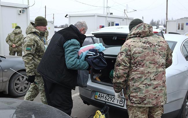 КПВВ на Донбасі за добу перетнули майже 40 тис. осіб