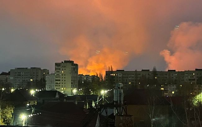 В Брянске раздались взрывы и произошел пожар, дроны могли поразить воинскую часть