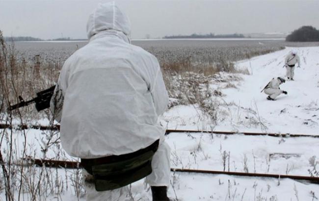 В результаті обстрілу блокпостів у Маріуполі, загинув 1 військовий і 1 поранений, - Міноборони