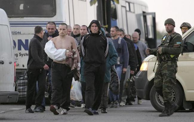 З полону бойовиків на Донбасі звільнені 6 українських військових, - Порошенко