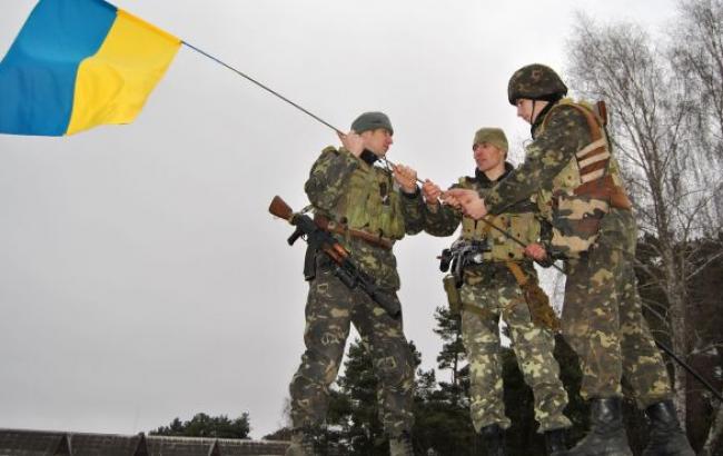 В зоне АТО за сутки погибли 2 военных, 9 – ранены, - СНБО