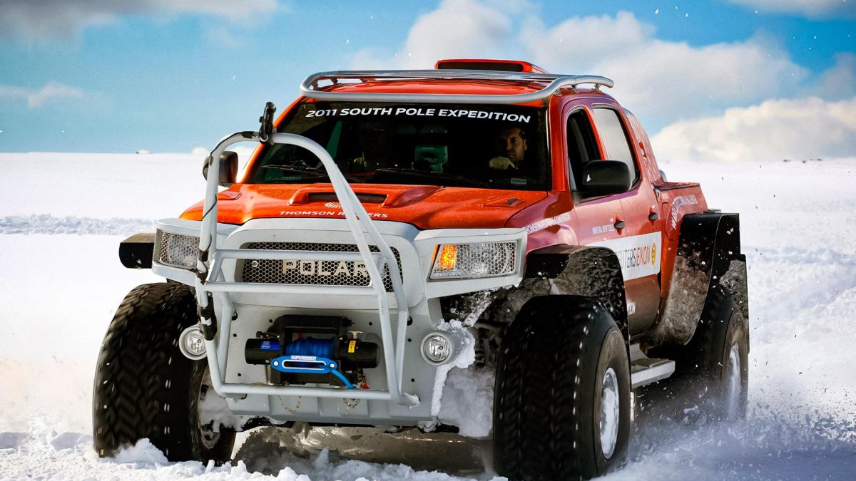 Пикап Toyota Tacoma установил рекорд и достиг Южного полюса Земли за 40  часов | РБК-Україна