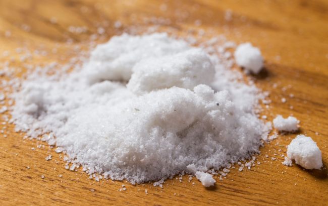 Чому ми боїмося розсипати сіль? Розкриваємо секрети давніх забобонів