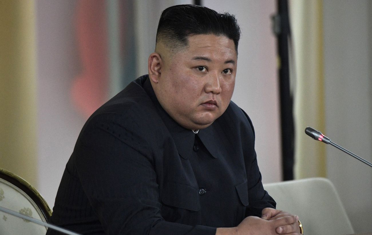 Кім Чен Ин продовжує худнути ЗМІ показали свіже фото лідера КНДР 