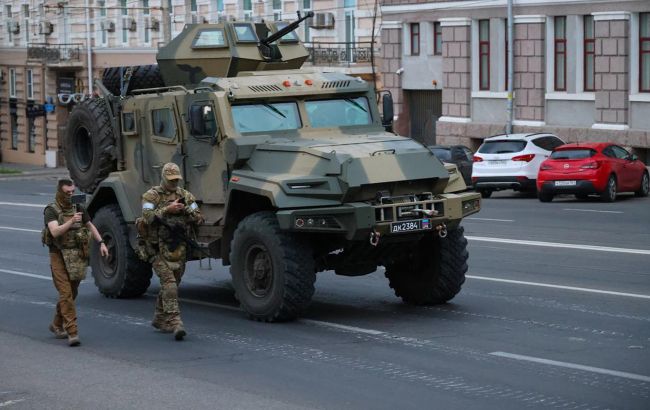 Москва практично ізольована, готується до облоги, - ГУР про події в Росії