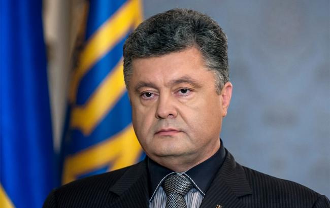 Порошенко выразил соболезнования в связи со смертью Каримова