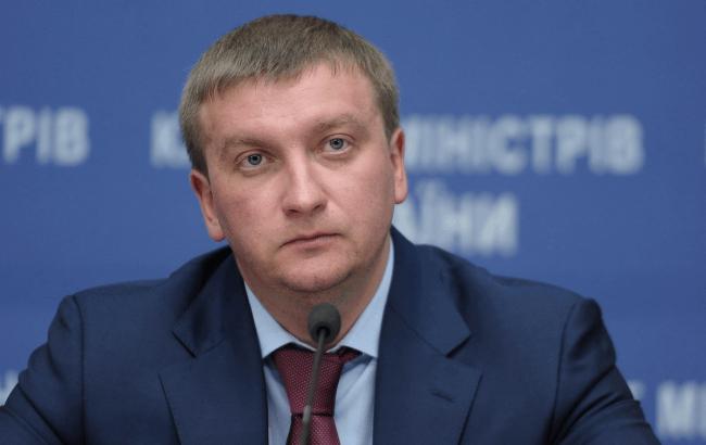 Петренко анонсував скасування понад 100 "корупційних" регуляторних актів