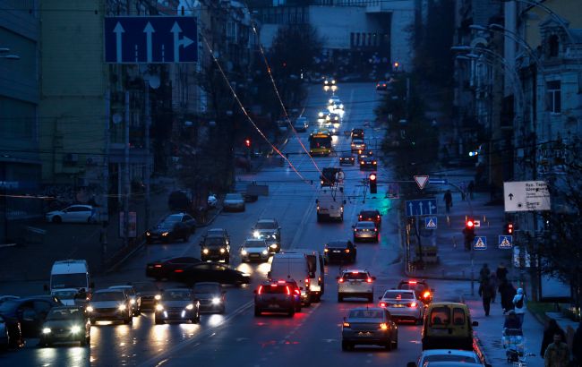 У Києві та низці областей екстрені відключення світла, - ДТЕК