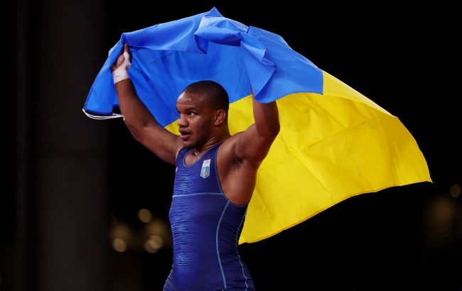 Легка атлетика, футбол і веслування: повний список учасників Олімпіади-2024 від України