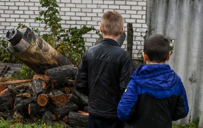 В Купянском районе полиция завершила эвакуацию детей, но двоих не нашли