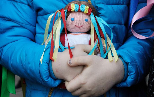 В Україні спрощують усиновлення дітей: що змінюється