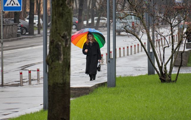 Немного похолодает. Синоптик дала прогноз на сегодня, назвав регионы с дождем