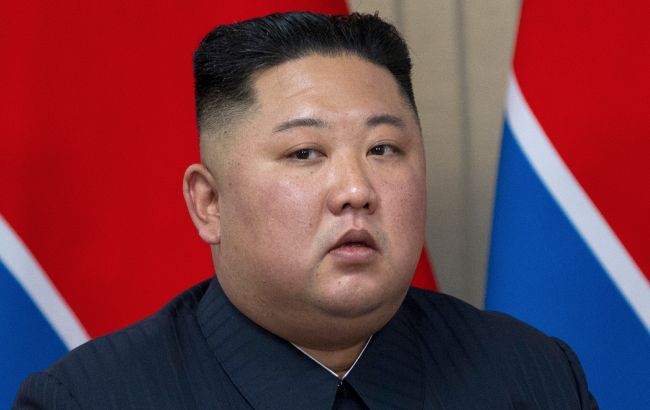 Північнокорейська ракета з супутником-розвідником вибухнула в повітрі